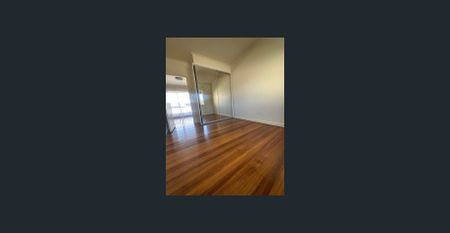 Gorgeous Gardenvale - Photo 2