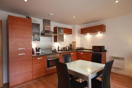 2 bedroom apartment to rent - Photo 5