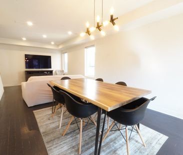 For Lease - 212 Lord Elgin Lane, Clarington, Ontario - Photo 2