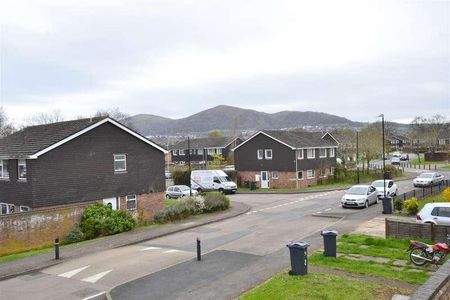 Sandringham Close, Malvern, WR14 - Photo 4