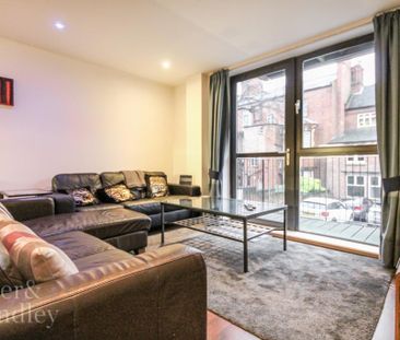 2 bedroom apartment to rent - Photo 2