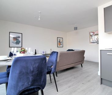 2 bedroom apartment to rent - Photo 5