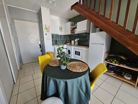 Location Appartement 3 pièces 53m² LA BRETAGNE 97490 - Photo 5