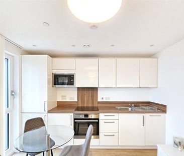 1 bedroom flat to rent - Photo 6