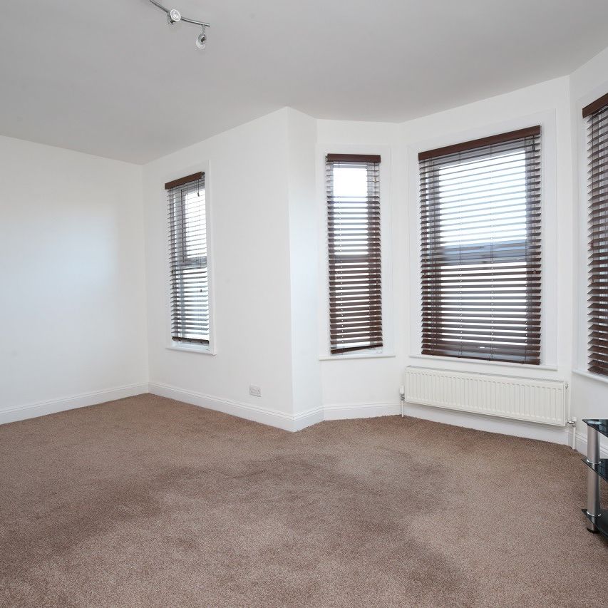 Refurbished 2 Bedroom, 2 Bathroom Maisonette to let in Leighton Buzzard – Fixed Bills - Photo 1