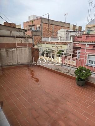 52m² Penthouse to rent in Camp d en Grassot i Gràcia Nova, Barcelona - Photo 1