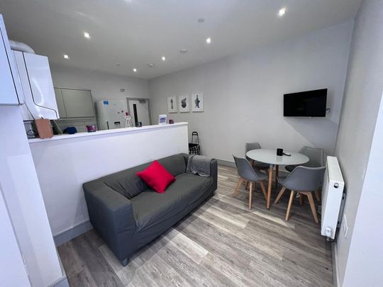 3 bedroom detached house to rent - Photo 1
