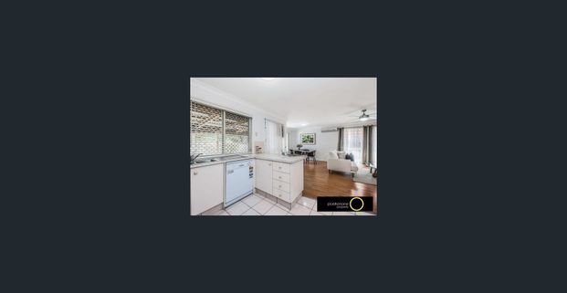 Forest Lake Hidden Gem – Comfort, Location and Convenience - Photo 1