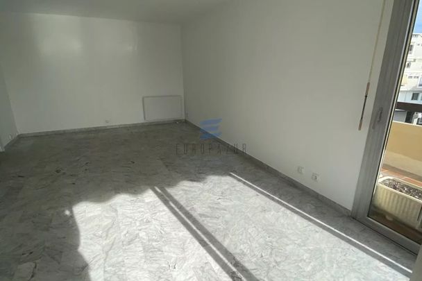 À louer – Appartement 3 pièces vide – Lumineux – Val Fleuris - Photo 1