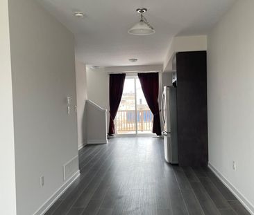 For Lease - 26 Hollywood Court, Cambridge, Ontario - Photo 1