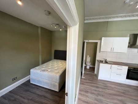 1 Bed Flat, Malwood Road, SW12 - Photo 5