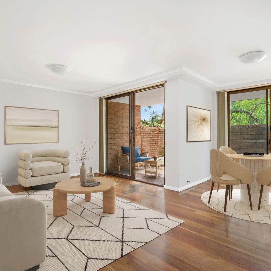 Modern Courtyard Apartment - Freshly Updated - Photo 1