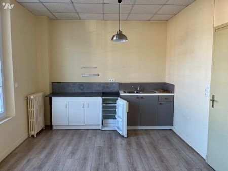 Commune de POIX DE PICARDIE Appartement au centre du bourg - Photo 3