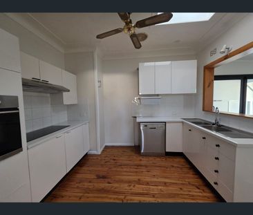 41 Edward Ave, Miranda, NSW 2228 - Photo 4