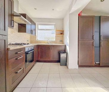 Manor Way, Whitchurch, CF14 - Photo 3