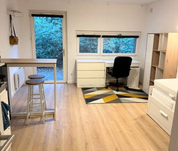 Studio meublé de 22 m² avec terrasse (hippodrome) - Photo 2