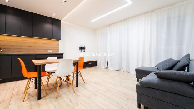 Mieszkanie małopolskie Wieliczka powierzchnia 55.0 m² C206-WM-27993 - Фото 1