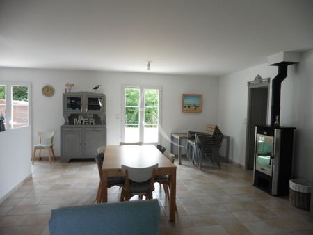 Location Maison 4 pièces 111m² - Photo 2