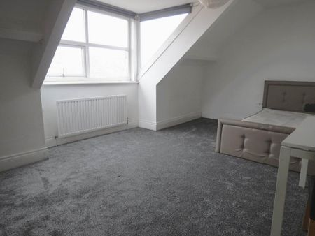 4 bedroom maisonette to rent - Photo 4