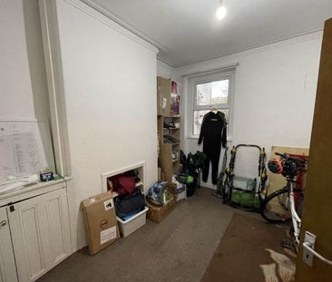 4 bedroom house to rent - Photo 2