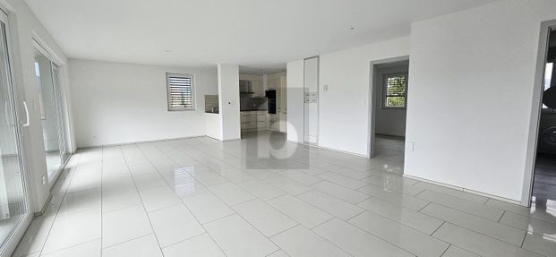 LUMINOUS WITH A BEAUTIFUL TERRACE - Foto 1