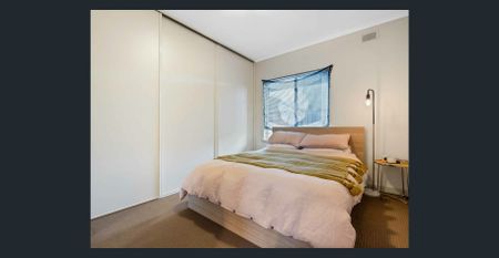 Small Group & Single Story - Photo 4