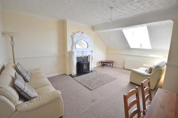 2 Bedroom Apartment To Let - Photo 1