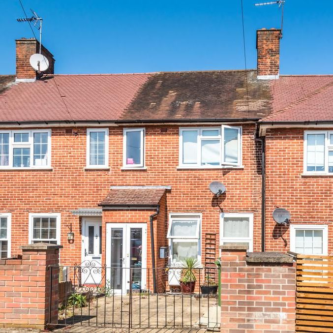 3 bedroom terraced house to rent - Photo 1