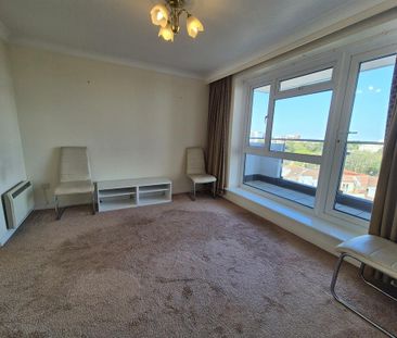 3 bedroom flat to rent - Photo 5