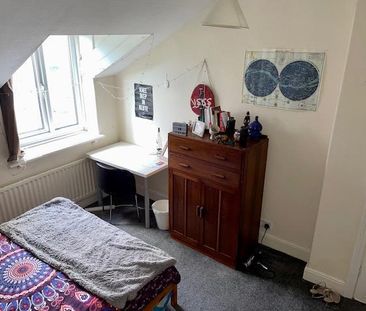 3 bedroom private hall to rent - Photo 4