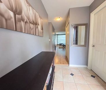 Spacious Kitsilano 2 bedroom | 2 bath - Photo 1