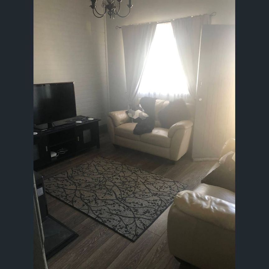 Furnished 2 bedroom duplex - Photo 1