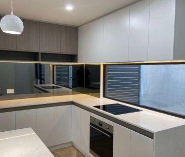 3B Aitken Street, Williamstown VIC 3016 - Townhouse For Rent | Domain - Photo 1
