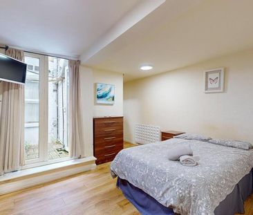 Studio to rent - Photo 5
