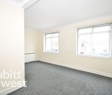 2 bedroom maisonette to rent - Photo 1