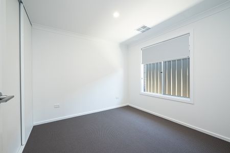 18 Oceanic Crescent, Waitpinga SA 5211 - House For Rent | Domain - Photo 5