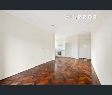 7/38 Shepparson Avenue, Carnegie, Vic 3163 - Photo 1