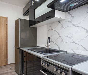 Pronájem bytu 2+kk 45 m² - Photo 2