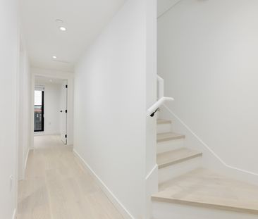 550 West 28th Ave (Townhouse), Vancouver - Photo 3