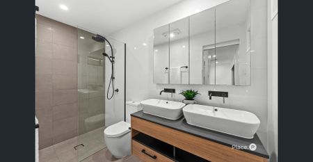 Modern Living In Albany Creek - Photo 3