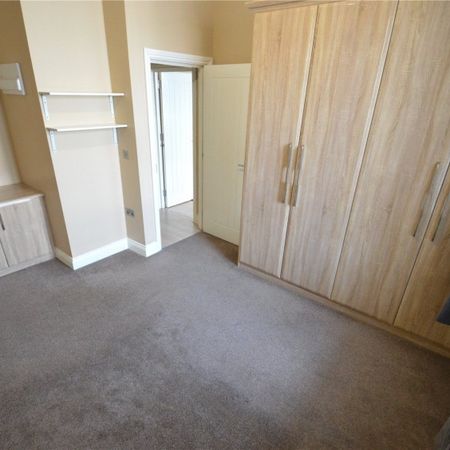 125 High Street, Berkshire, Slough,SL1 - Photo 3