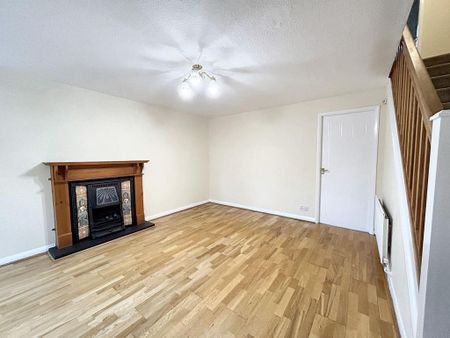 3 bedroom terraced house to rent - Photo 2