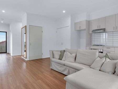1 Bedroom unit - Photo 2