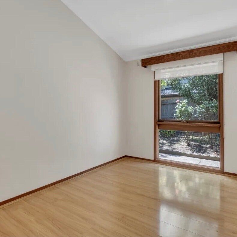 Glen Waverley - Photo 1