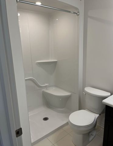 For Lease - 146 Bur Oak Drive Unit# Bsmnt, Thorold, Ontario - Photo 5