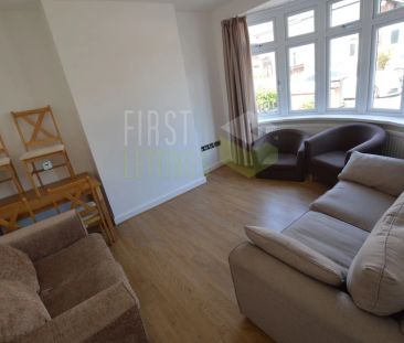 Gainsborough Road, Clarendon Park, Leicester, LE2 - Photo 1