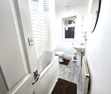 2 bedroom maisonette to rent - Photo 3