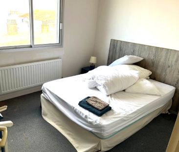 Location Appartement 3 pièces 58m² LES SABLES D OLONNE 85100 - Photo 4