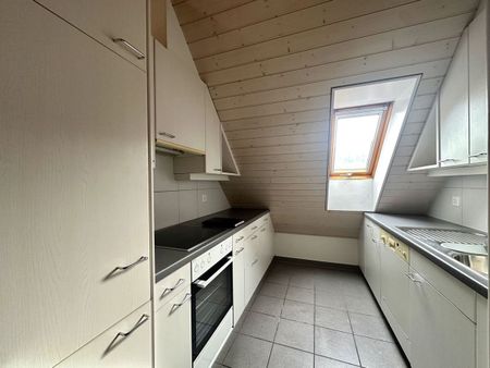 Attractive 2-room attic apartment - Foto 2