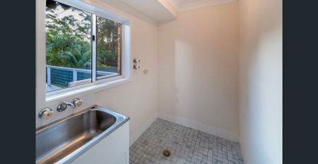 Stunning Family Home in Woolgoolga - Photo 3